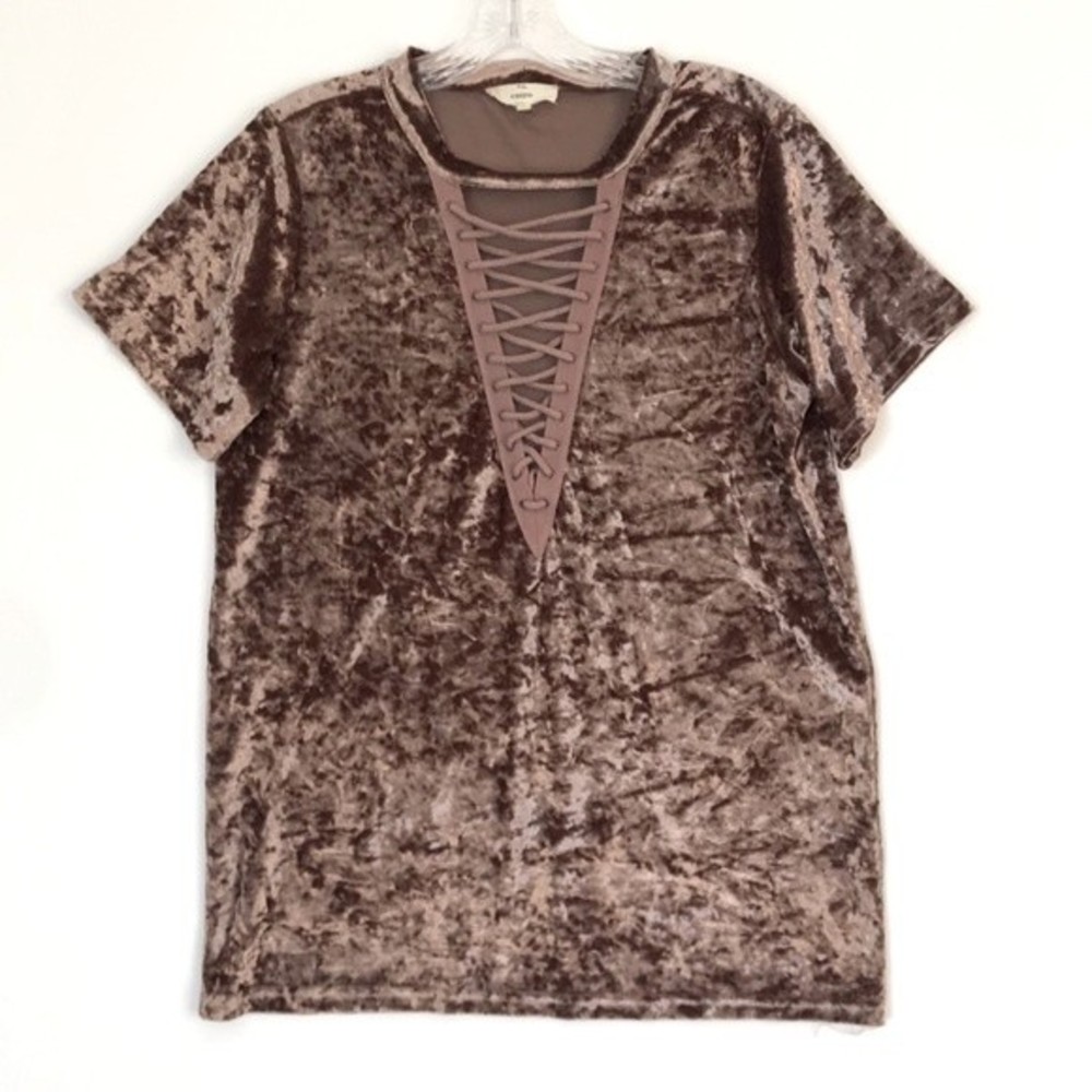 Entro Mauve Crushed Velvet Lace Up Top